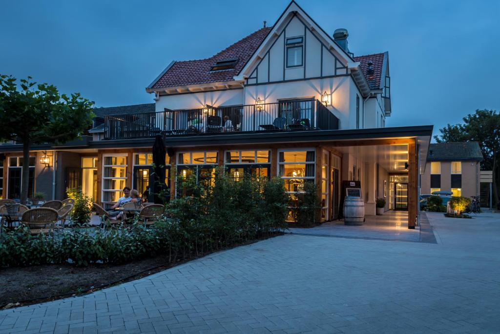 Budova, kde se hotel nachází