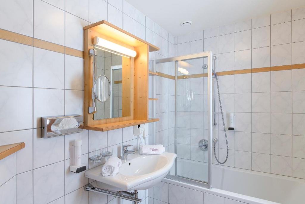 Kopalnica v nastanitvi Hotel Alpenrose