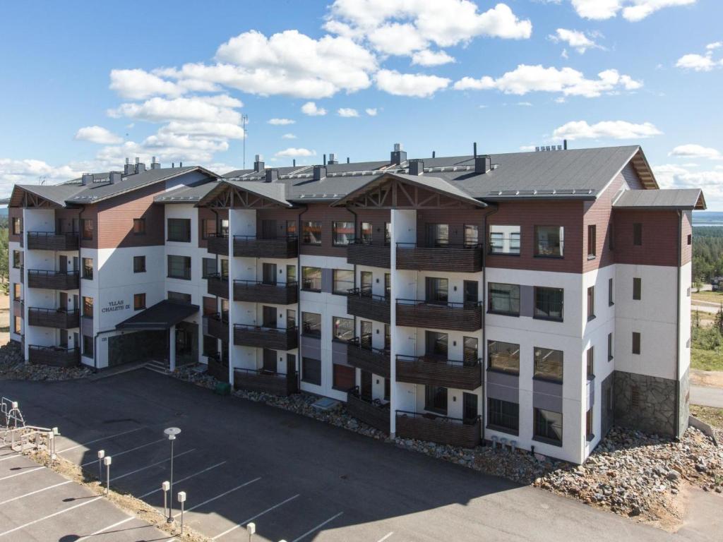 an aerial view of an apartment building at Holiday Home Nordic chalet 9106 by Interhome in Ylläs