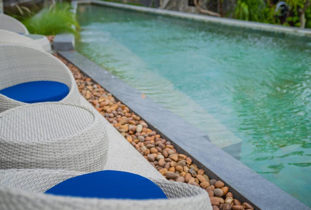 Bazén v ubytování The Woods Natural Park Resort Phuket nebo v jeho okolí