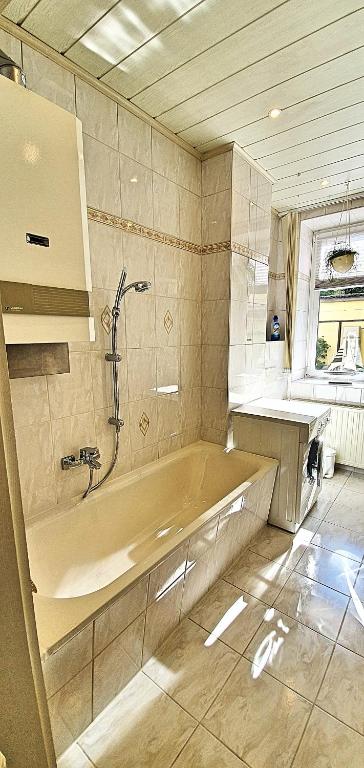 Koupelna v ubytování Ferienwohnung "Alte Fleischerei" Freiberg Sachsen