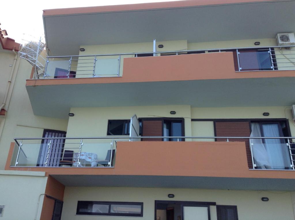 A balcony or terrace at Noufaro studios
