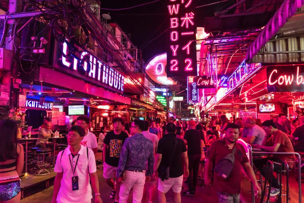 Royal Ivory Sukhumvit Nana