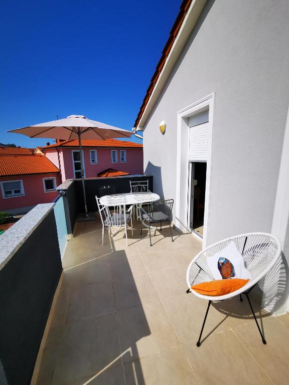 Balkon lub taras w obiekcie Apartments Petar Pan
