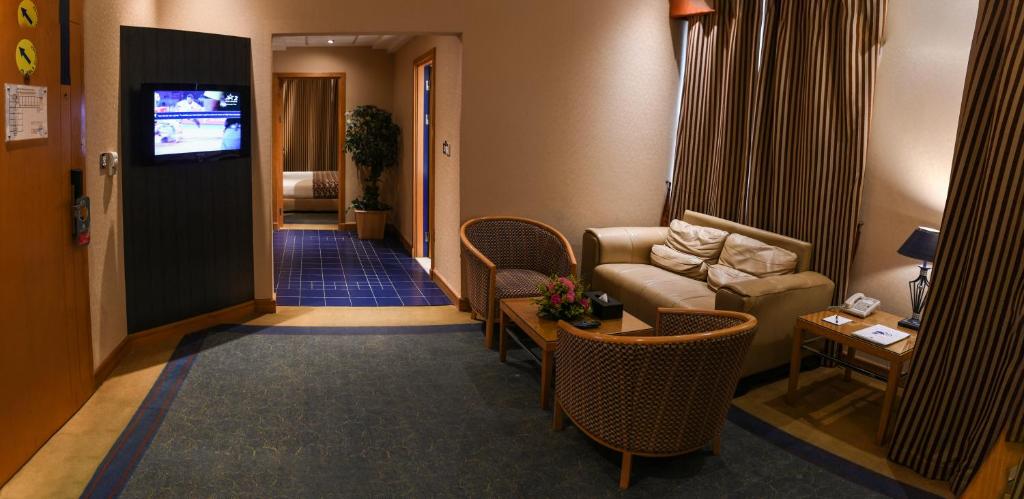 The Juffair Grand Hotel - Deluxe Junior Suite