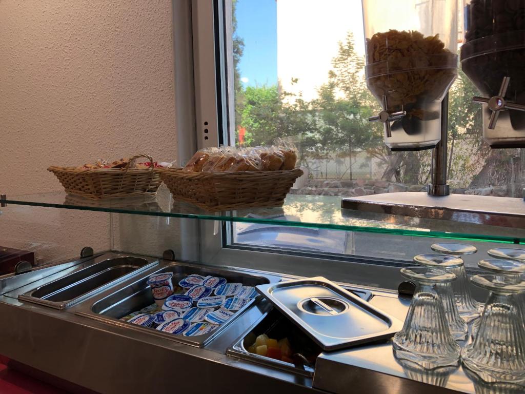 Jídlo v hotelu nebo okolí