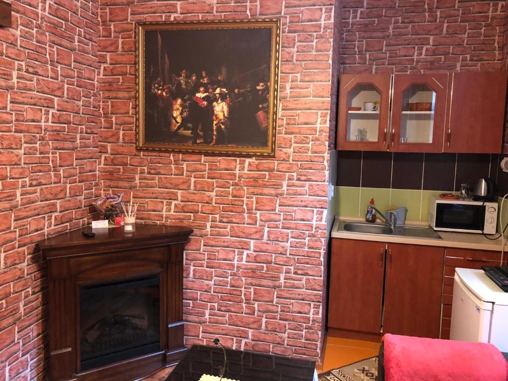 A kitchen or kitchenette at Apartmány Laverna