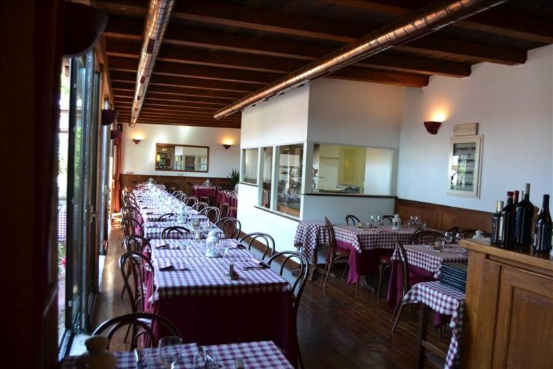 Restaurace v ubytování Hotel Residence I Briganti di Capalbio