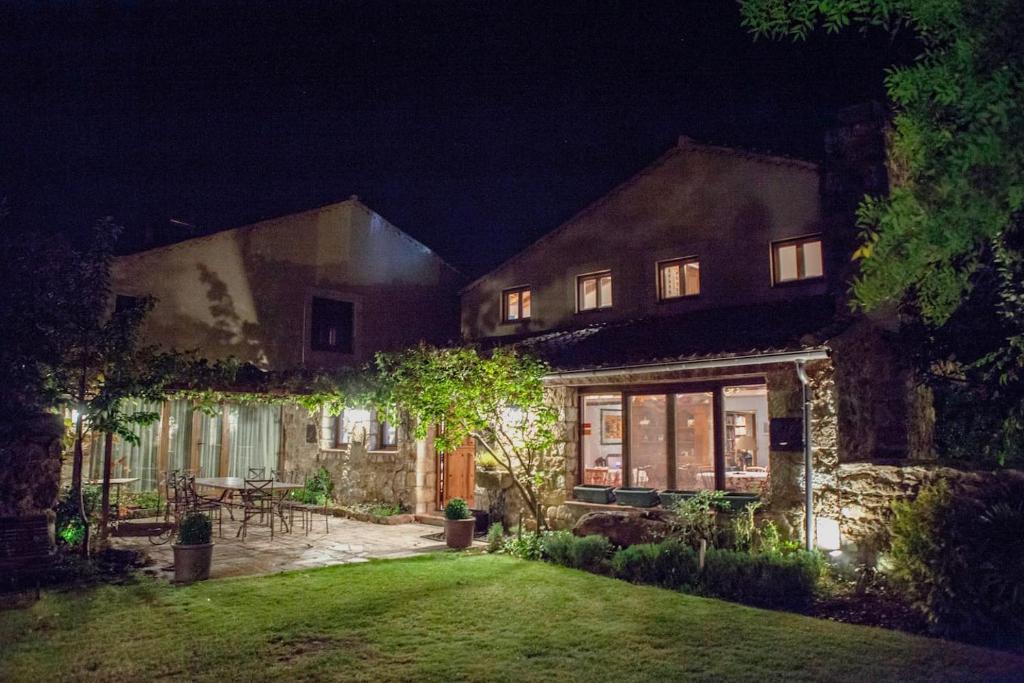 Zahrada ubytování Charming Boutique Country House: La Casa Vieja (Sotosalbos)