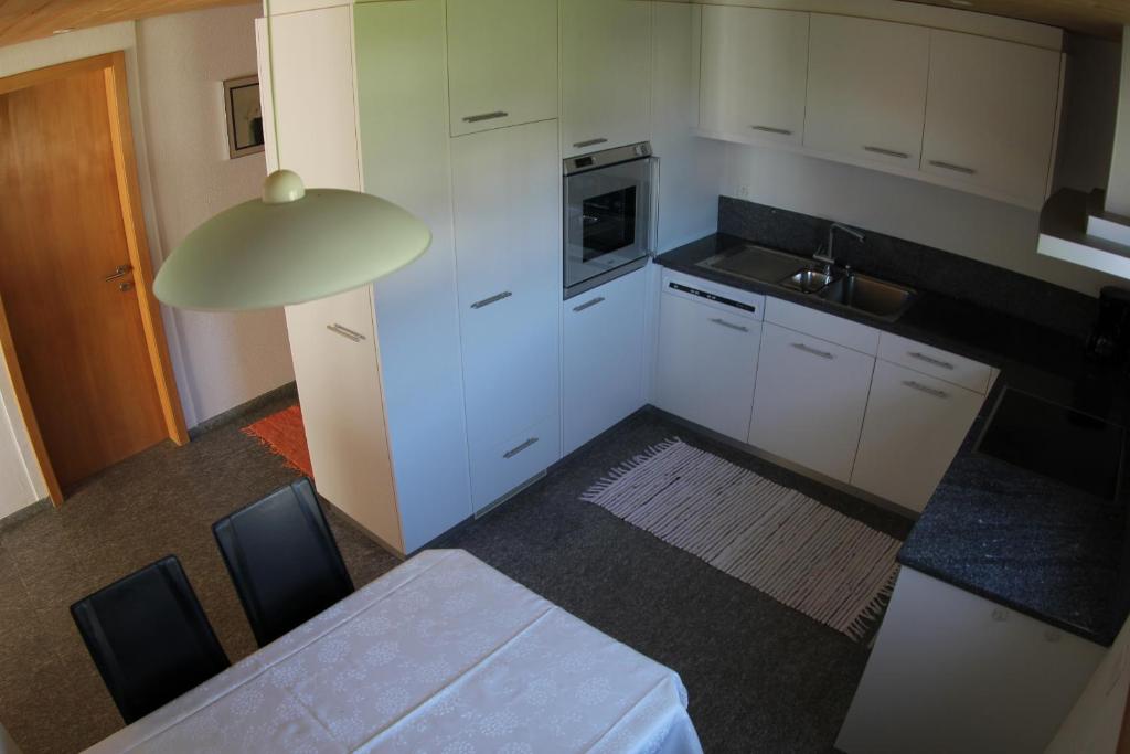 Kuchyň nebo kuchyňský kout v ubytování Ferienwohnung Rigoleth