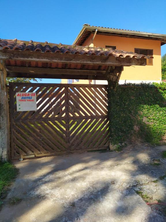  Suítes Praia das Toninhas