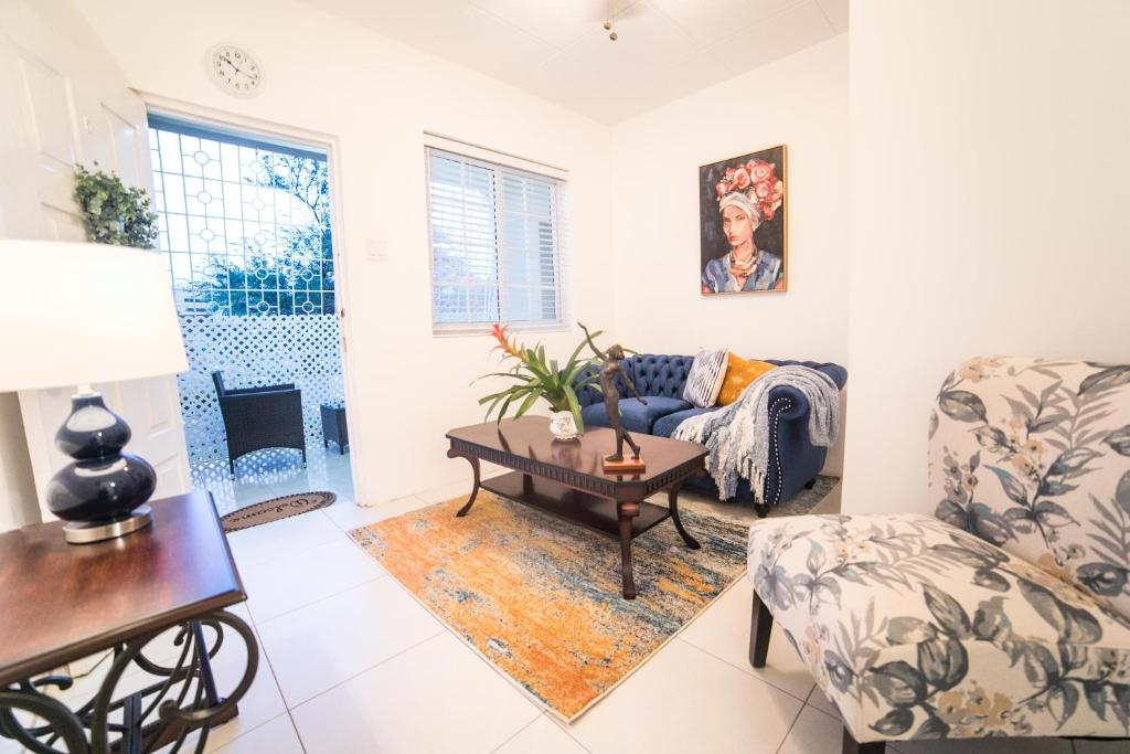 New Kingston Luxury Apartment Chelsea - Housity