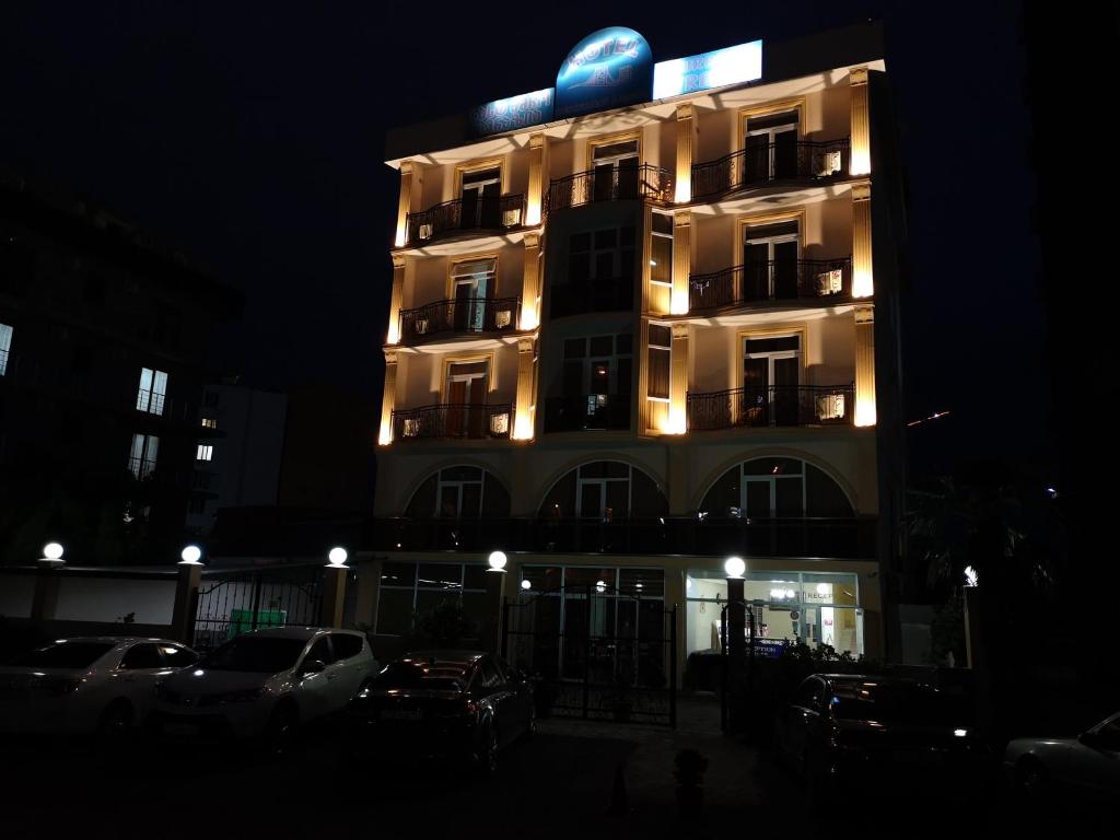 Budova, kde se hotel nachází