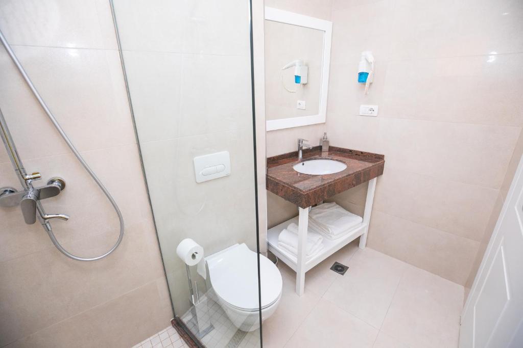 Koupelna v ubytování Hotel Elior