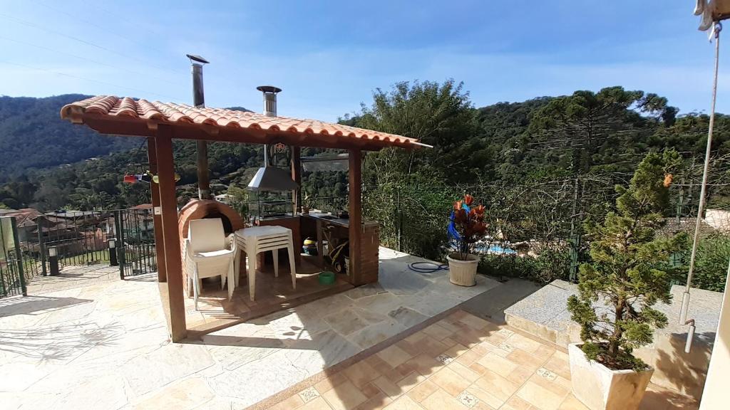  Casa Confortável na Serra