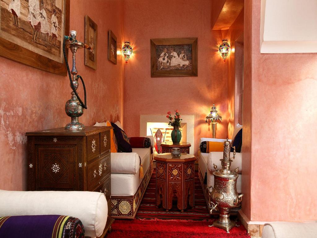 Uma área de estar em Riad Julia