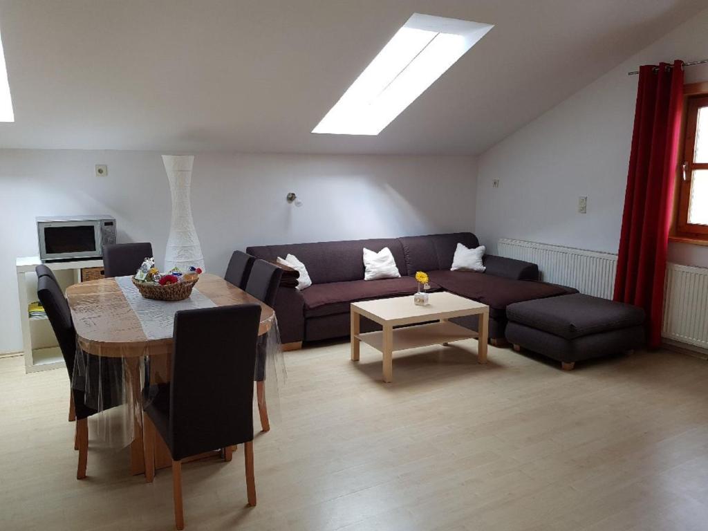 Posezení v ubytování Ferienwohnung Spachtholz