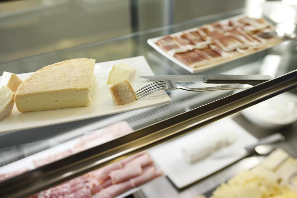 Hôtel Restaurant Athena Spa - Resim 31