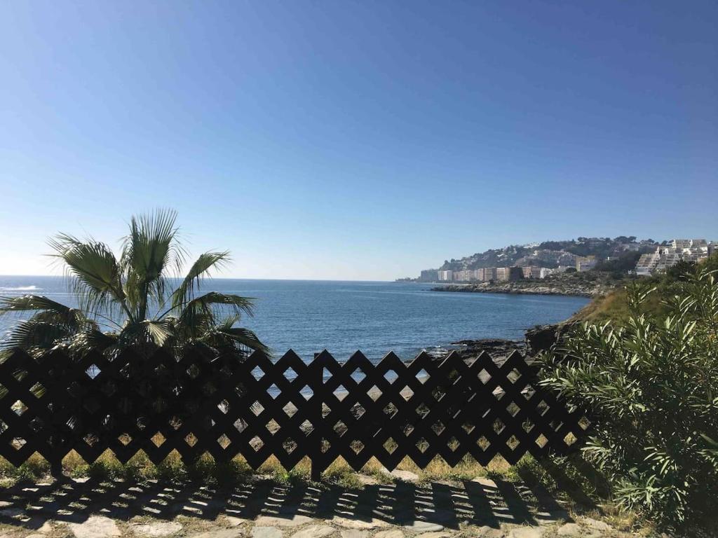 Fotografie z fotogalerie ubytování M&A Apartamento de Playa con Garaje v destinaci Almuñécar