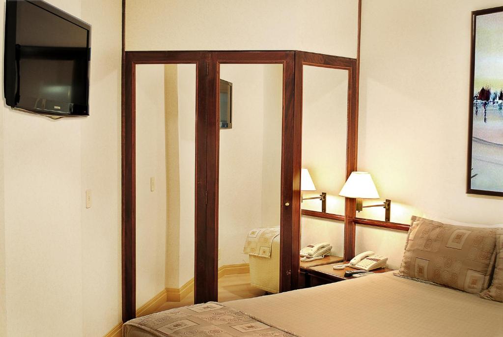  Travel Inn Paulista Wall Street