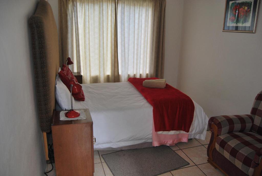 37 Adderley Street - Image 7