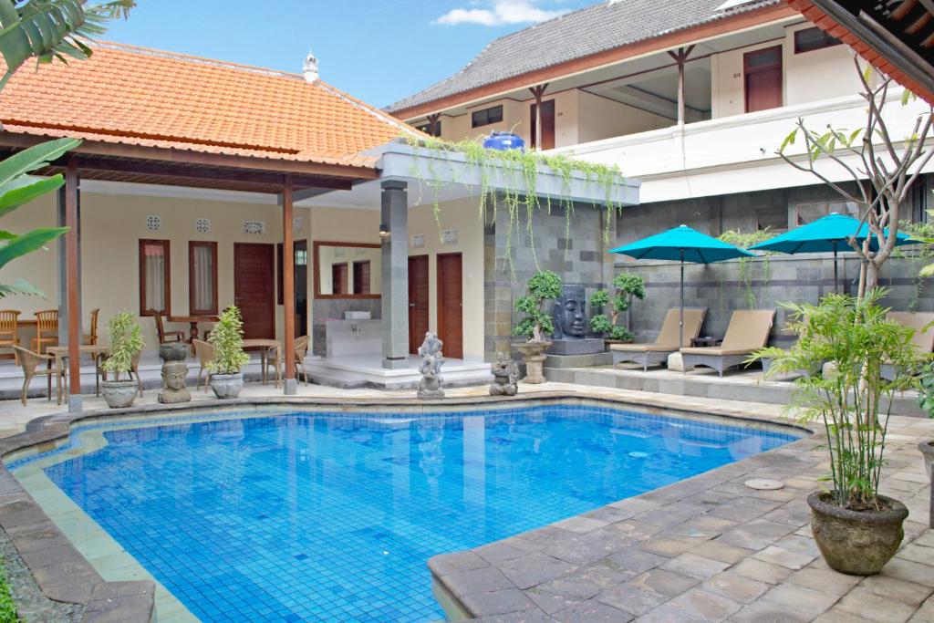 Bazén v ubytování Flamboyan Hotel nebo v jeho okolí
