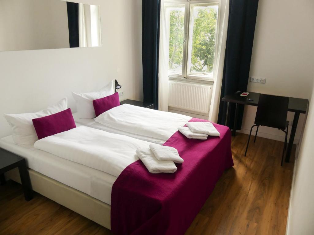 Goldmarie - Resim 16