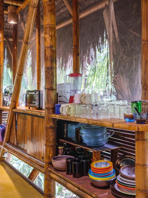  Universo Pol Bamboo Hostel