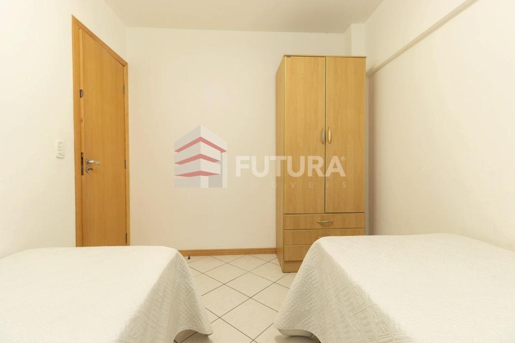  LA040E - Apartamento em Bombas