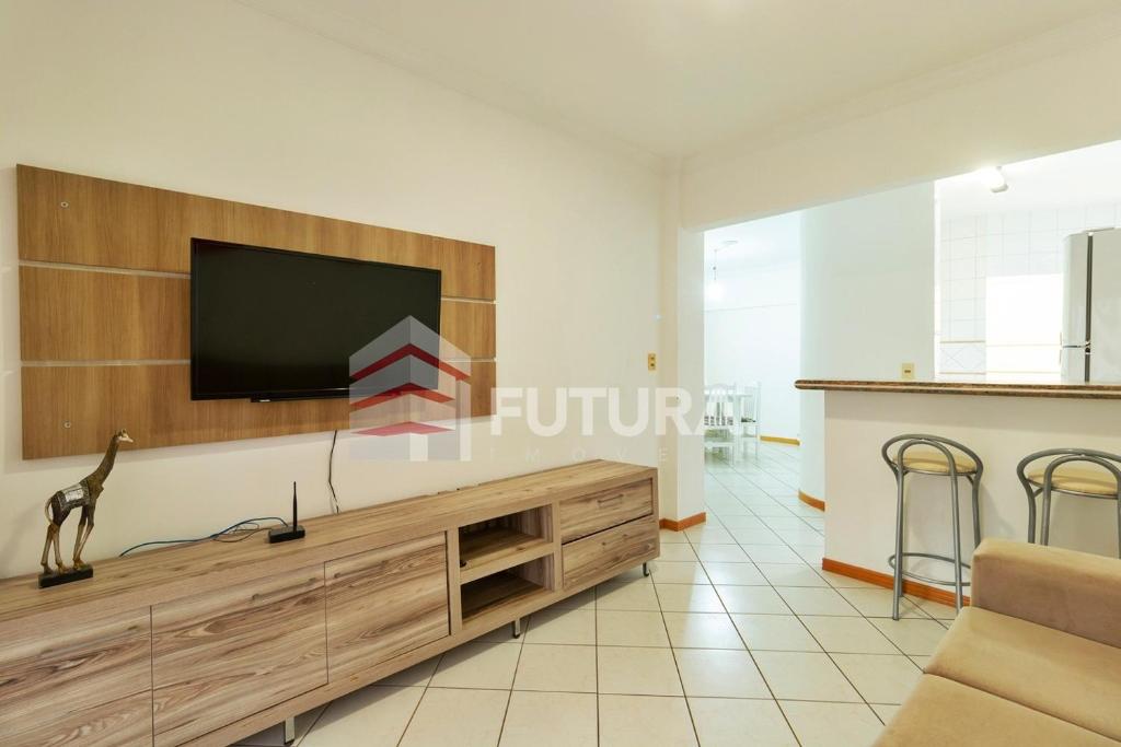  LA040E - Apartamento em Bombas