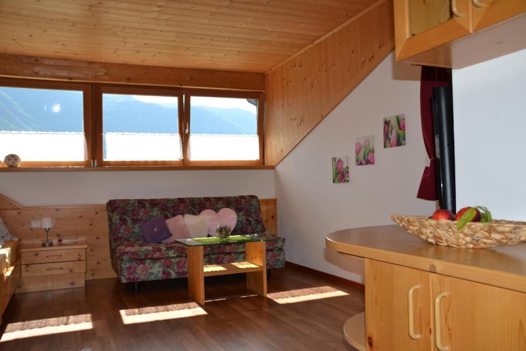Burggräflerhof - Appartement Avec Balcon
