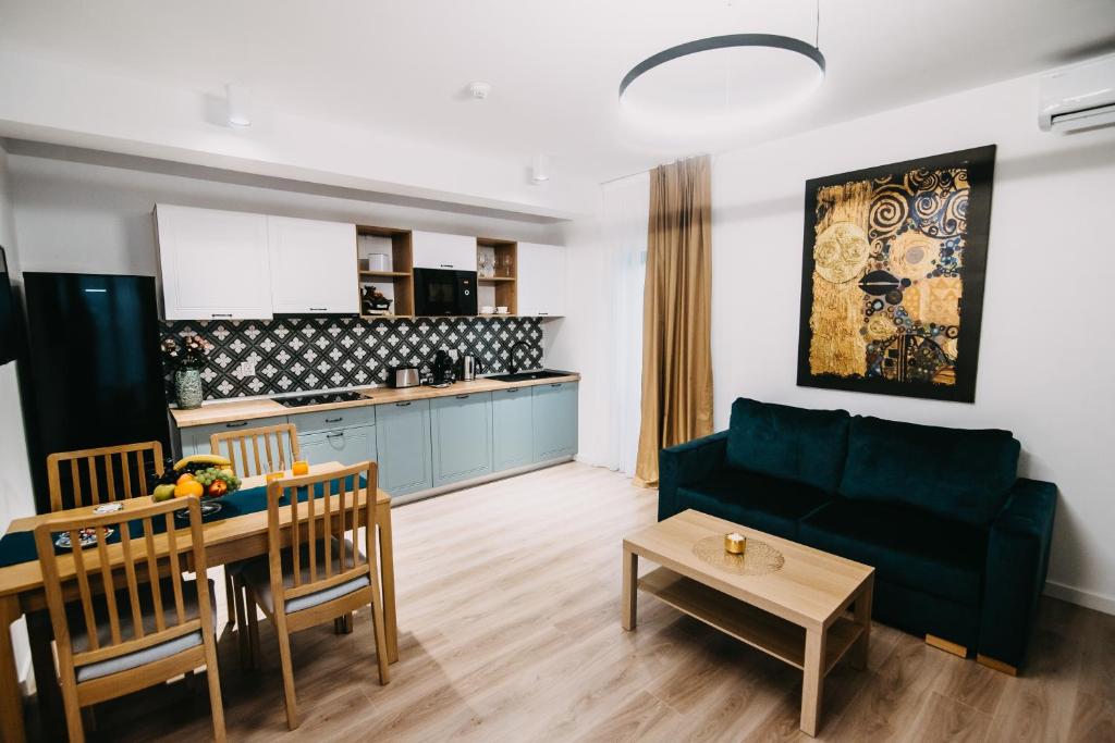 Gaudi Accommodation - Apartment With Terrace