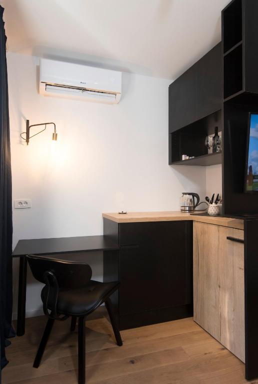 Köök või kööginurk majutusasutuses Sibinicum luxury rooms