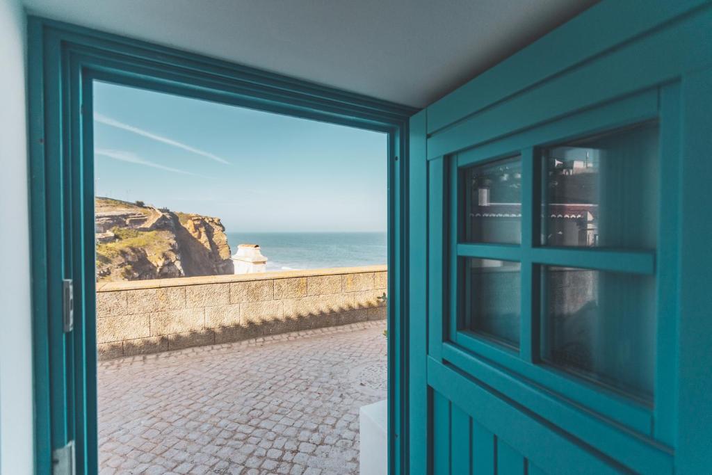 Azenhas do Mar West Coast Design and Surf Villas - 1