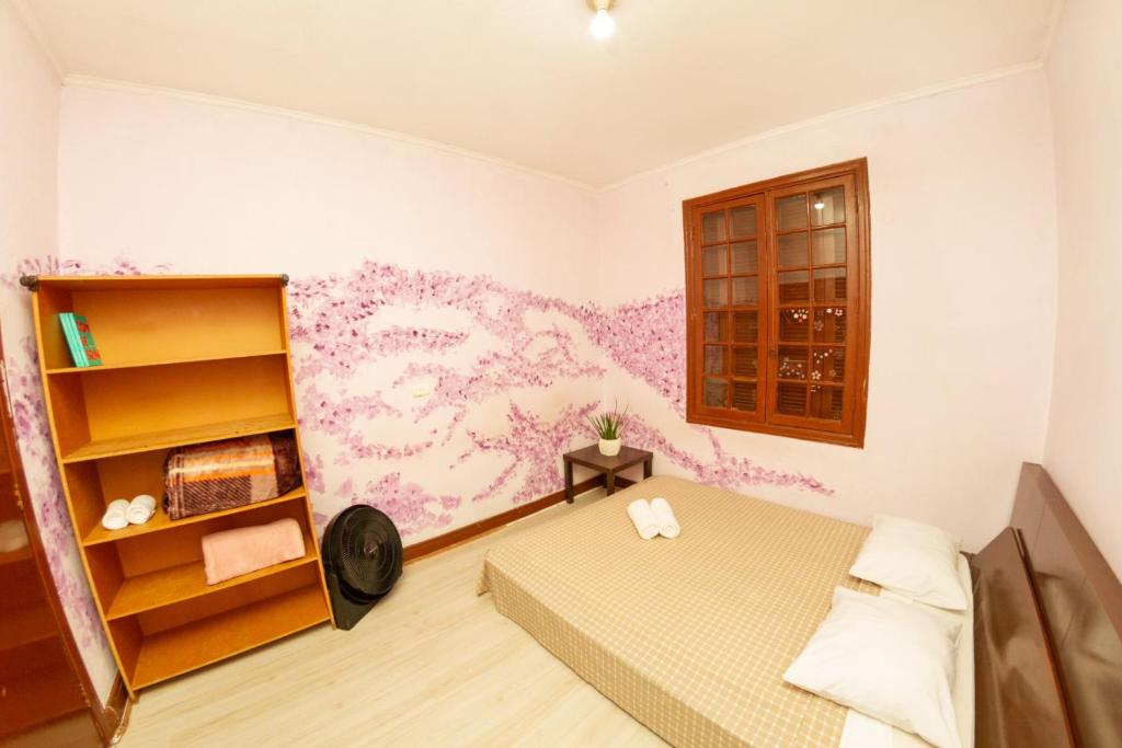  OBA 18 - QUARTO CASAL no BAIRRO DA LIBERDADE