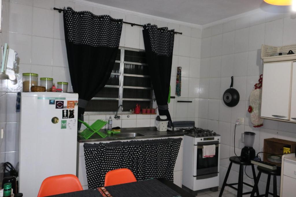  Quarto (em casa) ao lado do museu do Ipiranga !