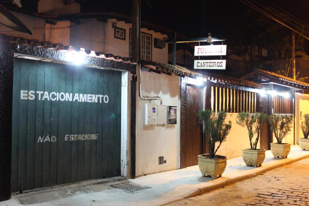  Pousada Canteiros