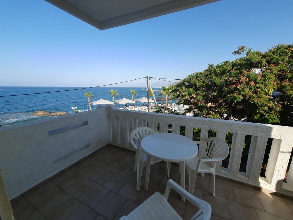 Arlen Beach Hotel - 13