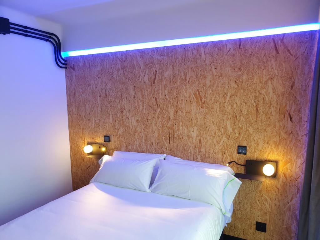 Postel nebo postele na pokoji v ubytování MB Hostels Premium ECO - Adults Recommended