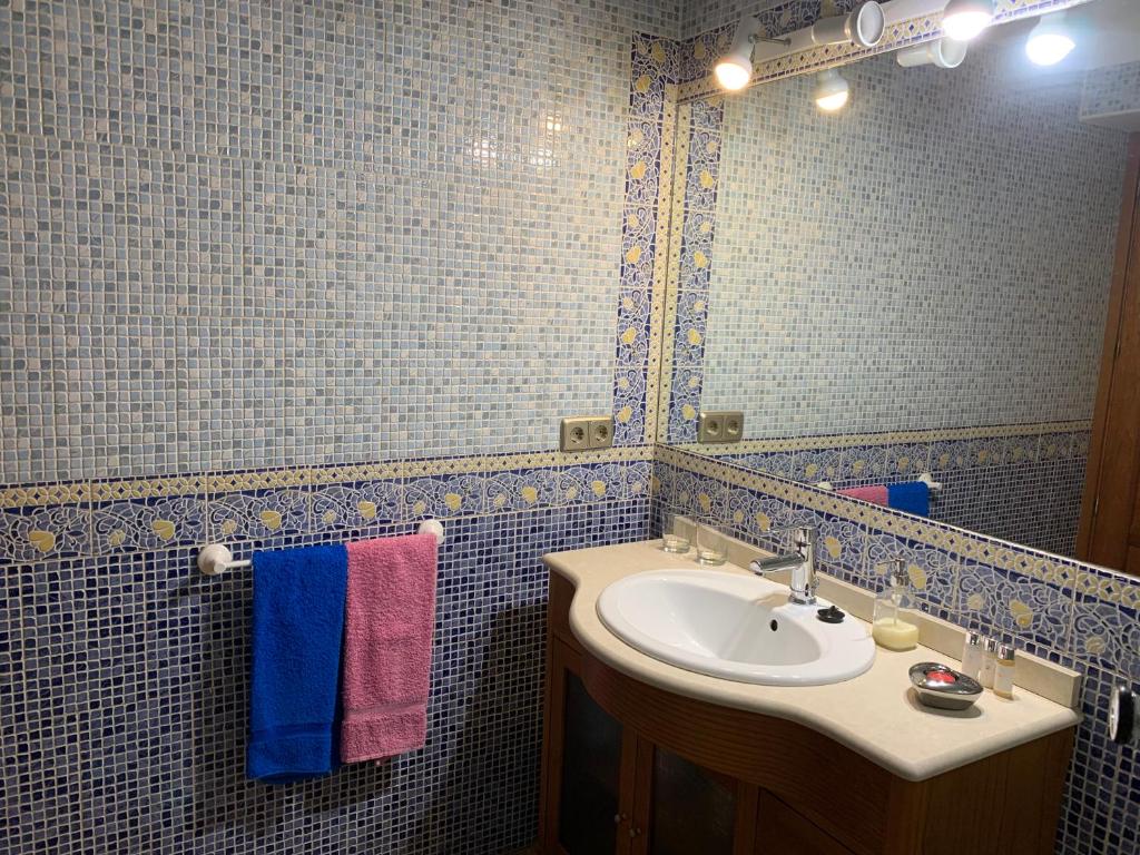 A bathroom at Santa Ana´s Charming Flat