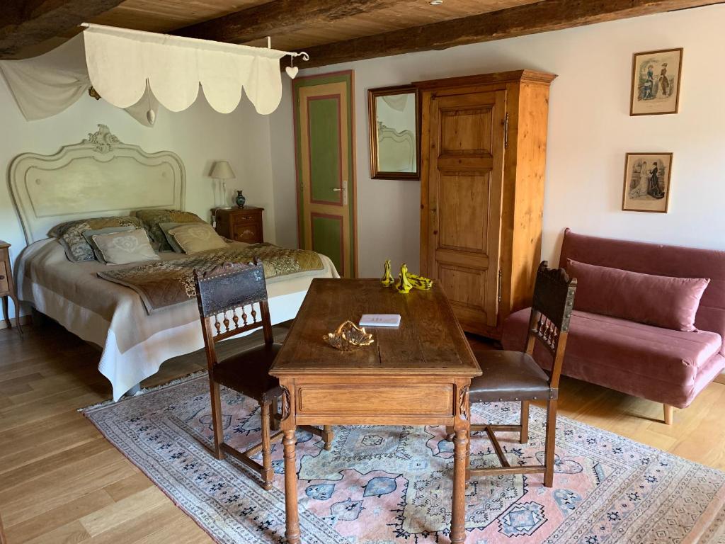 Le Château de Failloux, Piscine intérieure, Sauna - Familiesuite
