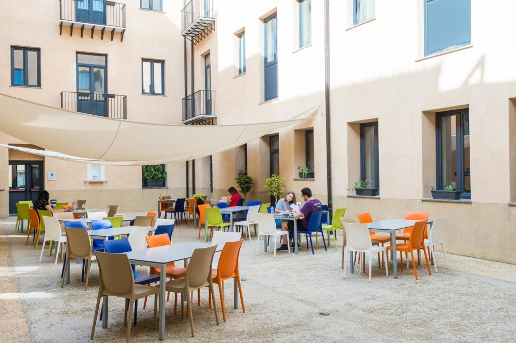 Camplus Palermo Normanni - Casa per ferie - Resim 17