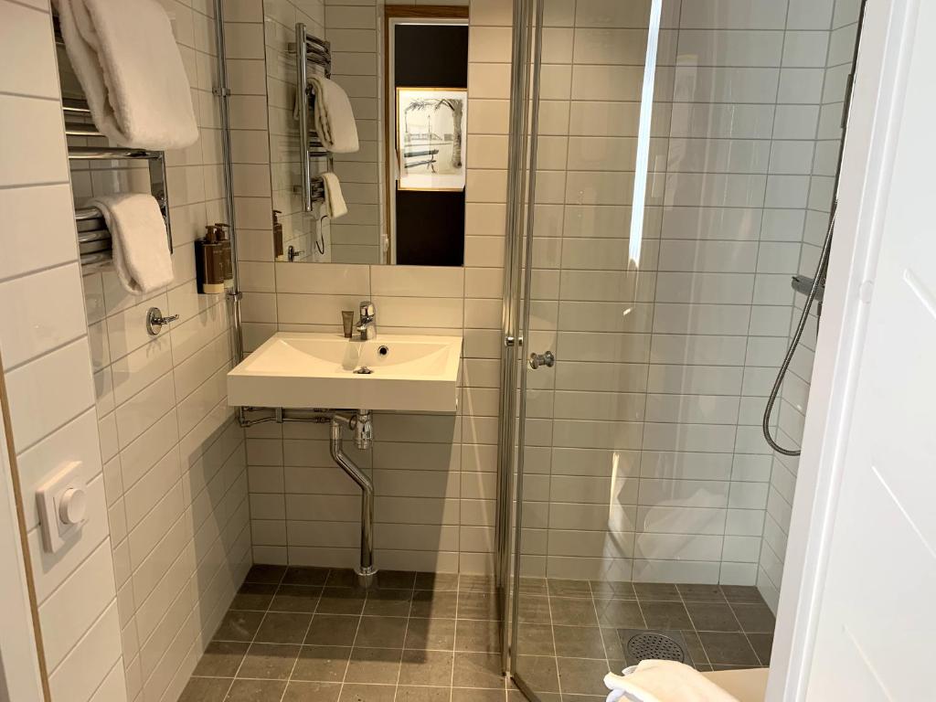 Koupelna v ubytování Näsby Slott