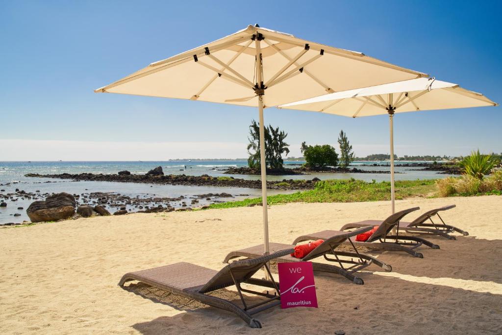 Photo de la galerie de l'établissement Plage Bleue Beachfront Apartments by LOV, à Trou aux Biches