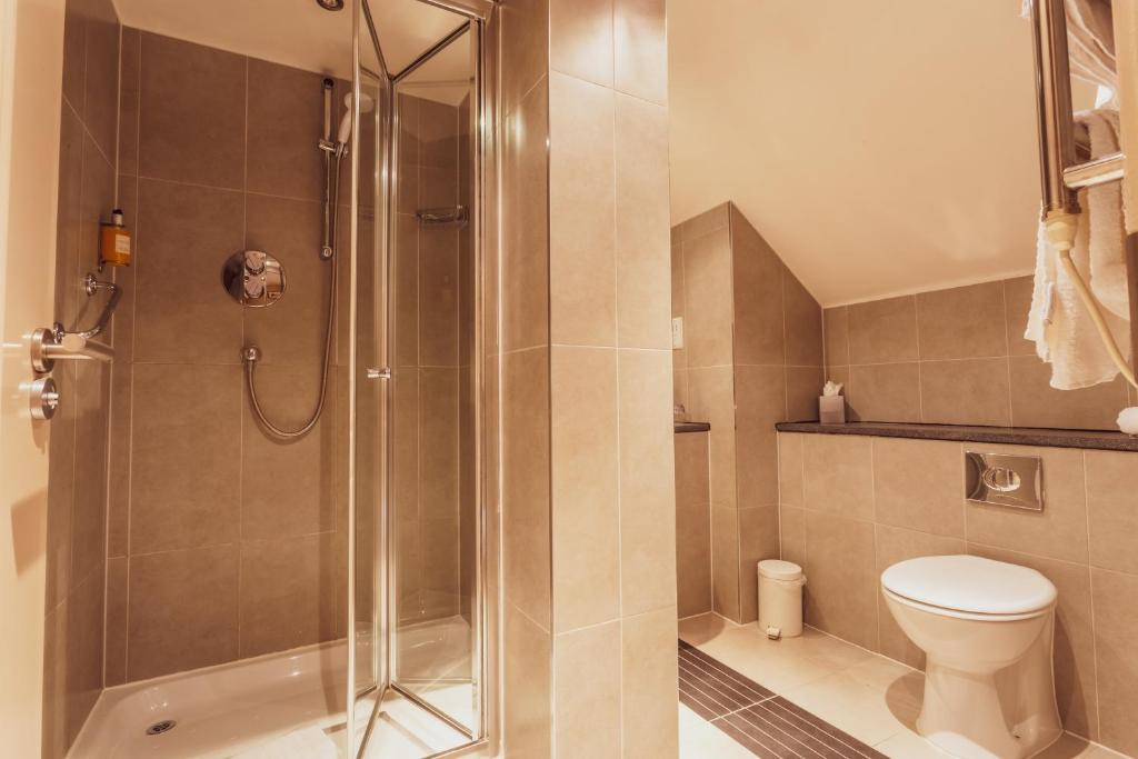 The Gardens Hotel - Resim 18