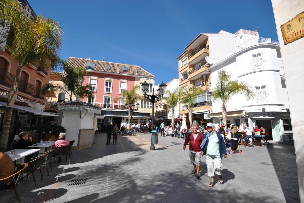 Cubos Apartamento Don Juan Fuengirola, Spain - Booking.com
