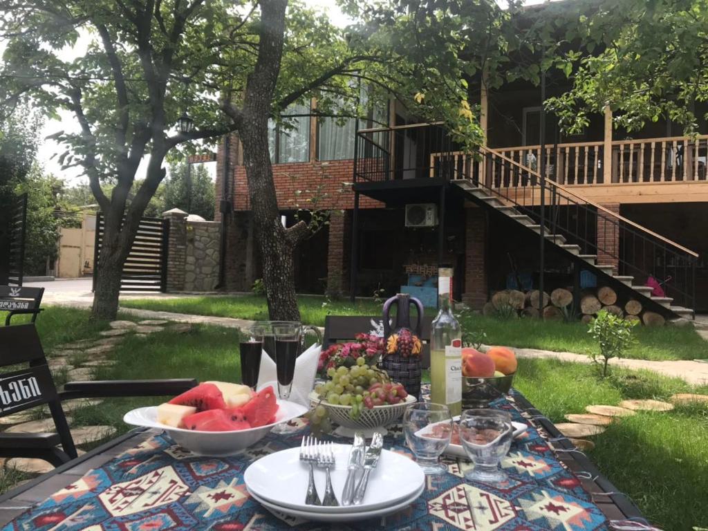 Zahrada ubytování Guest House Chiko