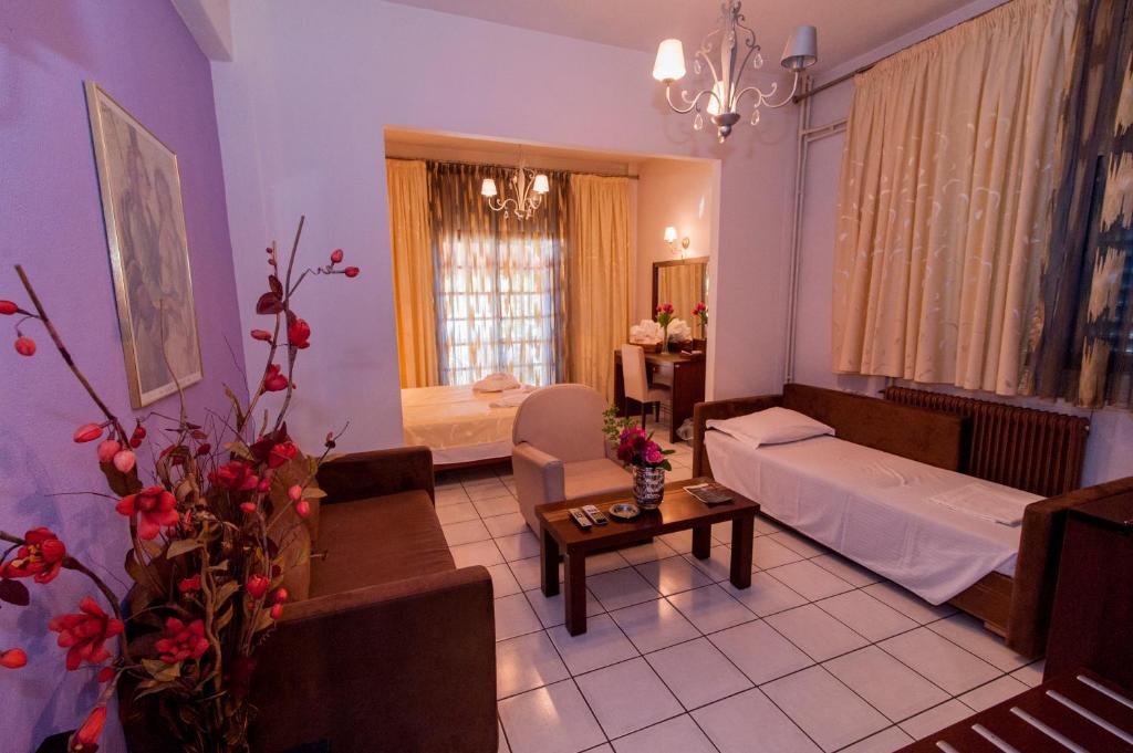 Krikonis Hotel - Triple Room