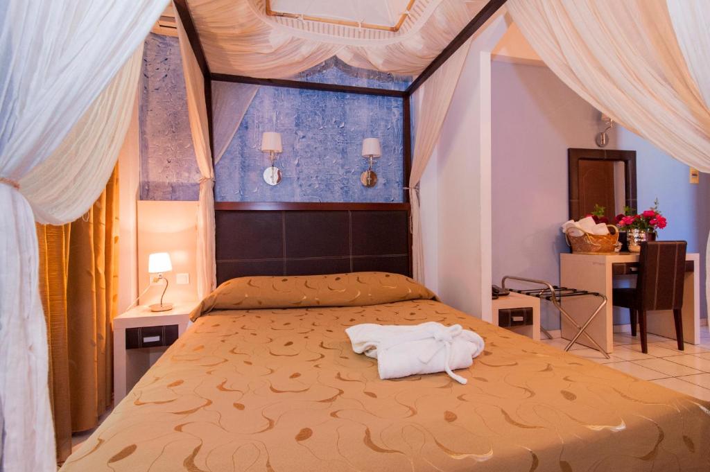 Krikonis Hotel - Junior Suite (2 Adults)