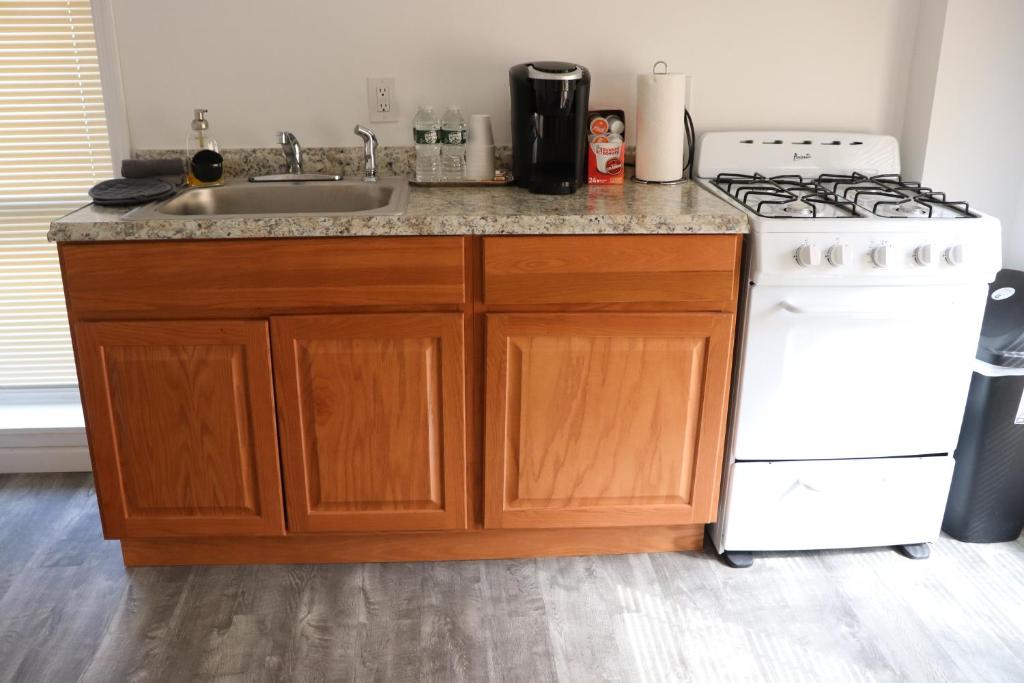 Kuchyň nebo kuchyňský kout v ubytování Reynolds House inn